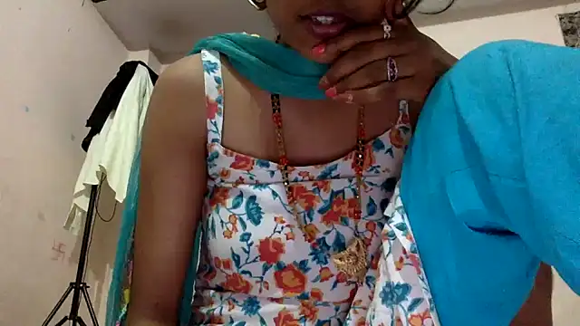 Shalu79 online show from July 2, 2026, 6:58 pm