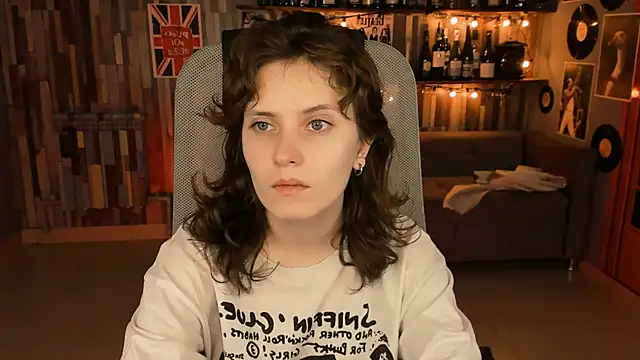 Snapshot of LolaAsmus chatting on January 8, 2026, 5:24 am LolaAsmus online show from January 8, 2026, 5:24 am