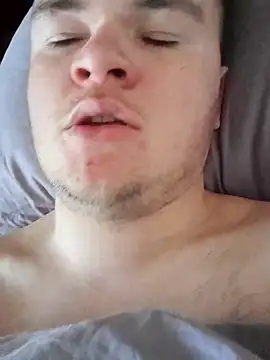 Snapshot of clemhotxxxx chatting on March 9, 2025, 10:19 am clemhotxxxx online show from March 9, 2025, 10:19 am