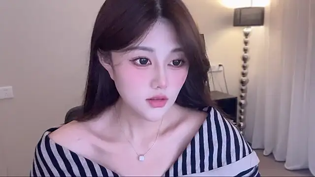 Snapshot of Strawberrybabyy1 chatting on November 4, 2025, 3:16 pm Strawberrybabyy1 online show from November 4, 2025, 3:16 pm