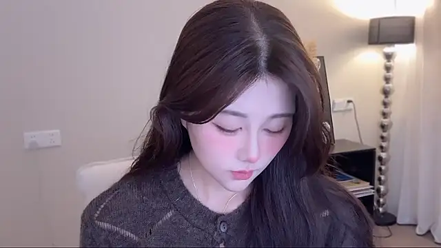 Snapshot of Strawberrybabyy1 chatting on November 2, 2025, 12:54 pm Strawberrybabyy1 online show from November 2, 2025, 12:54 pm