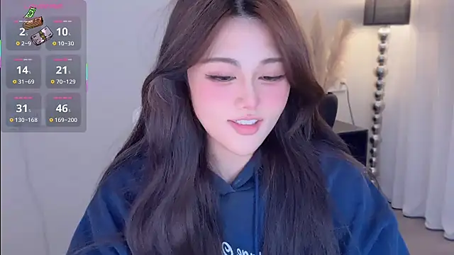 Snapshot of Strawberrybabyy1 chatting on October 24, 2025, 3:11 pm Strawberrybabyy1 online show from October 24, 2025, 3:11 pm