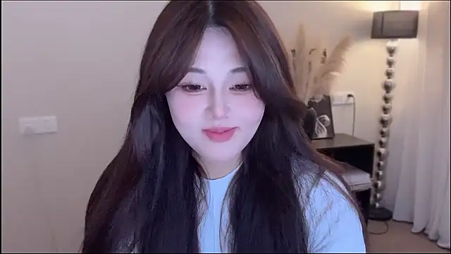 Snapshot of Strawberrybabyy1 chatting on November 30, 2025, 3:46 pm Strawberrybabyy1 online show from November 30, 2025, 3:46 pm