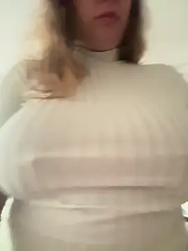 Snapshot of Yanacool007 chatting on September 26, 2025, 8:43 am Yanacool007 online show from September 26, 2025, 8:43 am