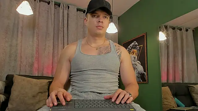 Jake Tylerr  online show from May 4, 2026, 6:44 pm