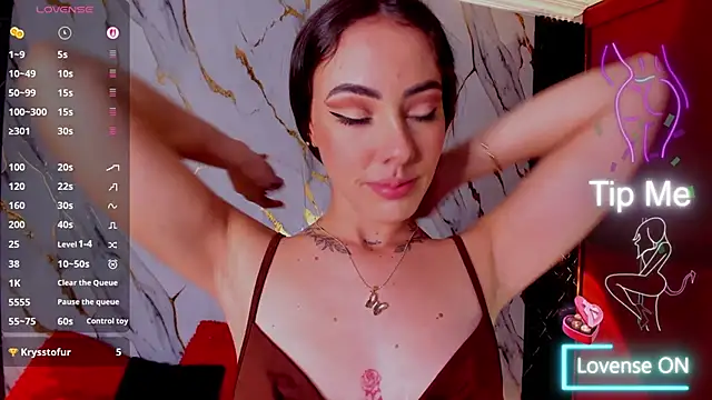 Snapshot of Vennus_gir chatting on November 12, 2025, 9:18 pm Vennus gir online show from November 12, 2025, 9:18 pm