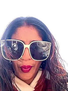 Snapshot of DiyAsingHh chatting on January 11, 2026, 6:20 am DiyAsingHh online show from January 11, 2026, 6:20 am