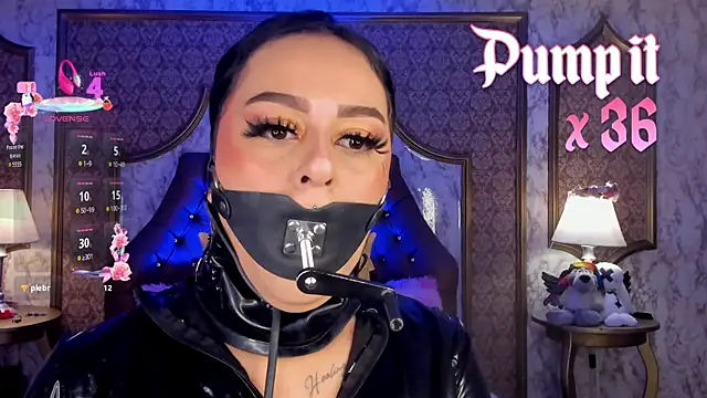 SoffiQueen online show from February 23, 2026, 2:28 pm