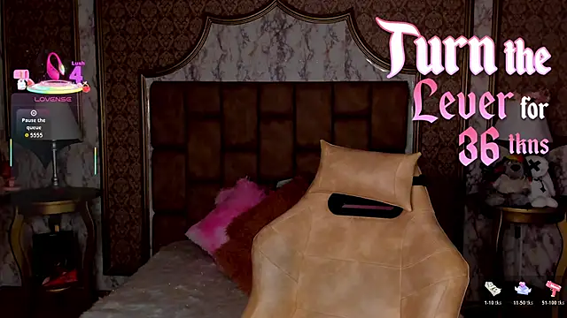 SoffiQueen online show from January 6, 2026, 2:21 pm