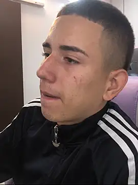 Snapshot of JackSwan18 chatting on October 9, 2025, 4:02 am JackSwan18 online show from October 9, 2025, 4:02 am