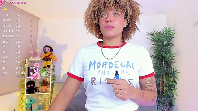 natty romanof 18 online show from March 12, 2026, 12:20 pm