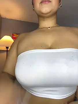 Snapshot of Shenoa1 chatting on October 31, 2025, 2:13 pm Shenoa1 online show from October 31, 2025, 2:13 pm