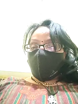 heenage online show from February 13, 2025, 1:37 pm