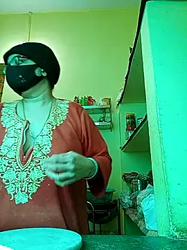 heenage online show from December 23, 2025, 5:29 am