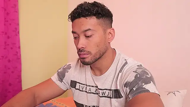 Snapshot of freddsexxx chatting on December 3, 2025, 1:21 pm freddsexxx online show from December 3, 2025, 1:21 pm