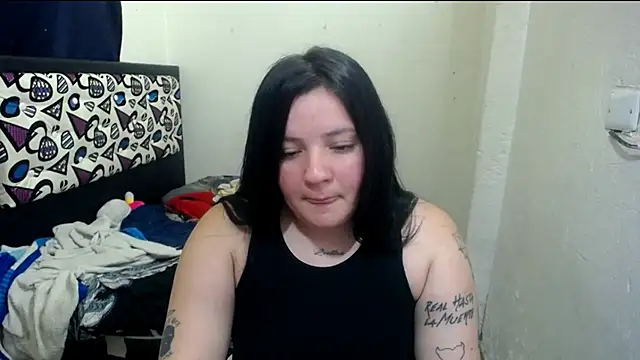 shopyymessyy online show from April 29, 2026, 8:37 pm