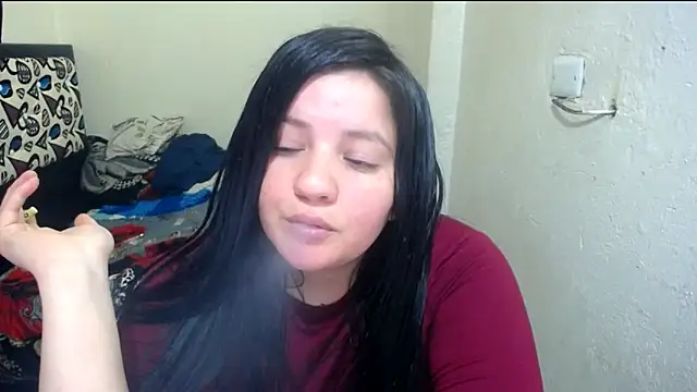 shopyymessyy online show from June 9, 2026, 9:38 pm