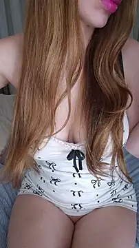 jhulyyy online show from January 18, 2026, 1:36 pm