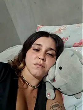 luuhcat09 online show from February 12, 2026, 4:18 pm