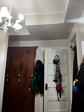 Snapshot of FabOmobono chatting on March 22, 2025, 12:39 am FabOmobono online show from March 22, 2025, 12:39 am