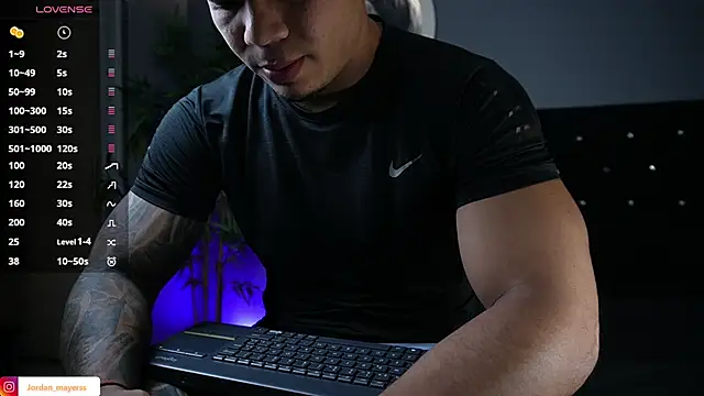 jordan mayers02 online show from May 8, 2026, 12:03 am