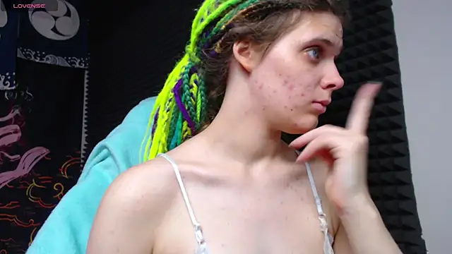 KIKI Krash online show from November 11, 2025, 10:10 am