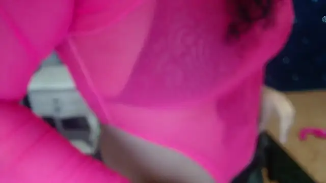 Snapshot of Sofiacowperx chatting on October 23, 2025, 12:37 pm Sofiacowperx online show from October 23, 2025, 12:37 pm