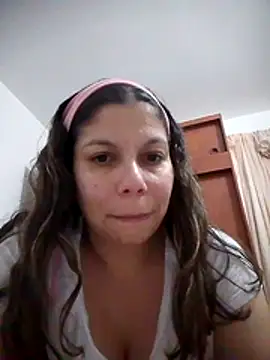 Snapshot of Carliina_Soussa chatting on November 26, 2025, 10:10 pm Carliina Soussa online show from November 26, 2025, 10:10 pm