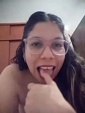 Carliina Soussa online show from May 15, 2026, 11:36 pm