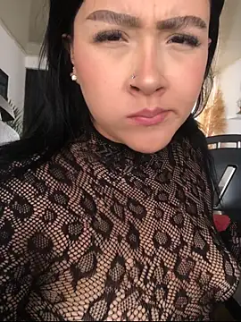 Snapshot of Abigail_Cowen chatting on October 9, 2025, 4:18 pm Abigail Cowen online show from October 9, 2025, 4:18 pm