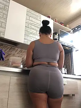 Snapshot of Abigail_Cowen chatting on December 3, 2025, 3:33 pm Abigail Cowen online show from December 3, 2025, 3:33 pm