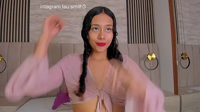 Snapshot of laura_smith33 chatting on September 22, 2025, 2:12 pm laura smith33 online show from September 22, 2025, 2:12 pm