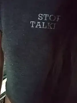 Miilyduarte online show from February 26, 2025, 8:04 pm