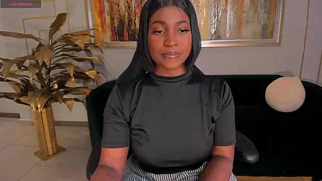 Snapshot of SavannahStorm chatting on October 29, 2025, 2:49 pm SavannahStorm online show from October 29, 2025, 2:49 pm