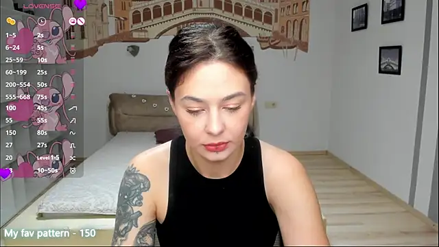 NataliMillers online show from October 15, 2025, 5:39 am