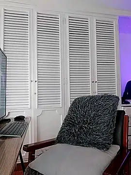 Adel Nesbiit online show from March 21, 2026, 7:29 pm