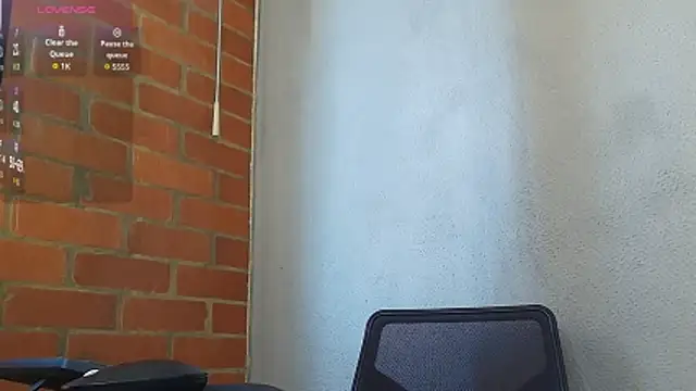 Leandro valenzuela online show from April 10, 2026, 4:03 pm