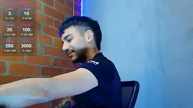 Snapshot of Leandro_valenzuela chatting on November 26, 2025, 5:13 pm Leandro valenzuela online show from November 26, 2025, 5:13 pm