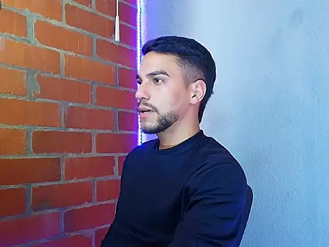 Snapshot of Leandro_valenzuela chatting on September 16, 2025, 8:54 pm Leandro valenzuela online show from September 16, 2025, 8:54 pm