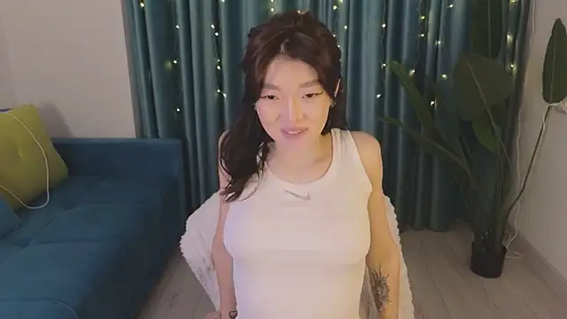 AudreyMell online show from March 17, 2025, 5:38 pm