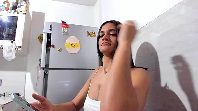 Snapshot of Biancasantillana chatting on October 27, 2025, 12:17 pm Biancasantillana online show from October 27, 2025, 12:17 pm