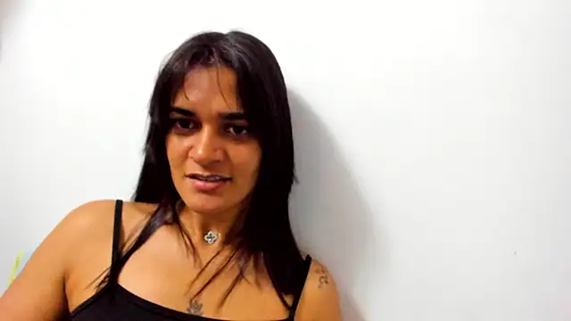 Snapshot of Biancasantillana chatting on November 21, 2025, 8:19 pm Biancasantillana online show from November 21, 2025, 8:19 pm