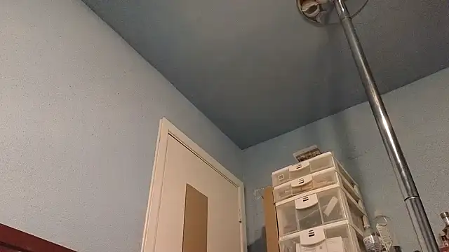 Sandrasaa online show from April 13, 2026, 9:13 am