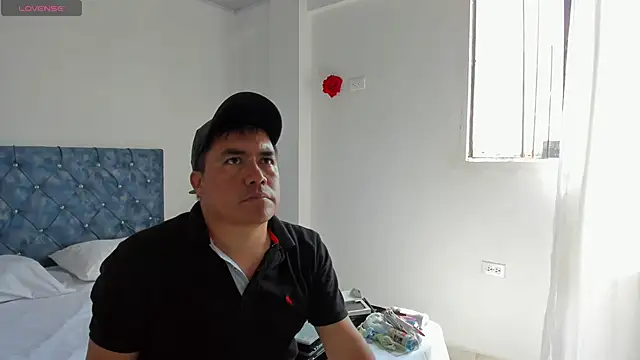 Snapshot of Jhonatan_Morales_S chatting on January 28, 2025, 6:49 pm Jhonatan Morales S online show from January 28, 2025, 6:49 pm