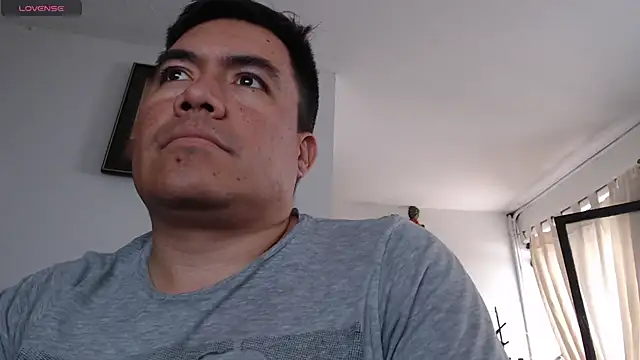 Jhonatan Morales S online show from February 2, 2026, 5:01 pm