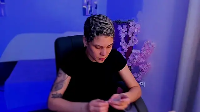 Snapshot of Charlee_pink chatting on November 27, 2025, 7:58 pm Charlee pink online show from November 27, 2025, 7:58 pm