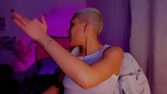 Charlee pink online show from February 23, 2026, 6:41 pm