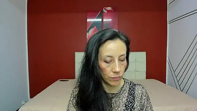 Snapshot of Abrillee1 chatting on February 4, 2025, 10:34 pm Abrillee1 online show from February 4, 2025, 10:34 pm