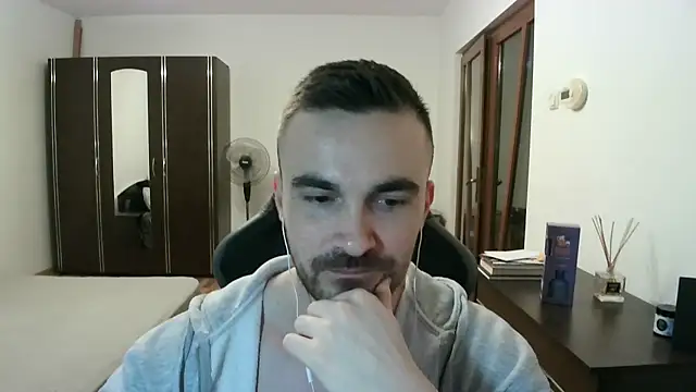 mu5clemania2 online show from April 18, 2026, 7:51 pm