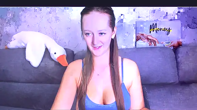 Snapshot of DreameSoul chatting on February 5, 2025, 2:37 pm DreameSoul online show from February 5, 2025, 2:37 pm